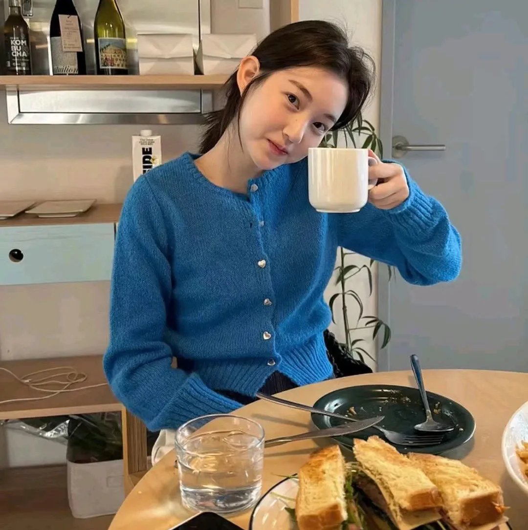 唯独我不屈在唱